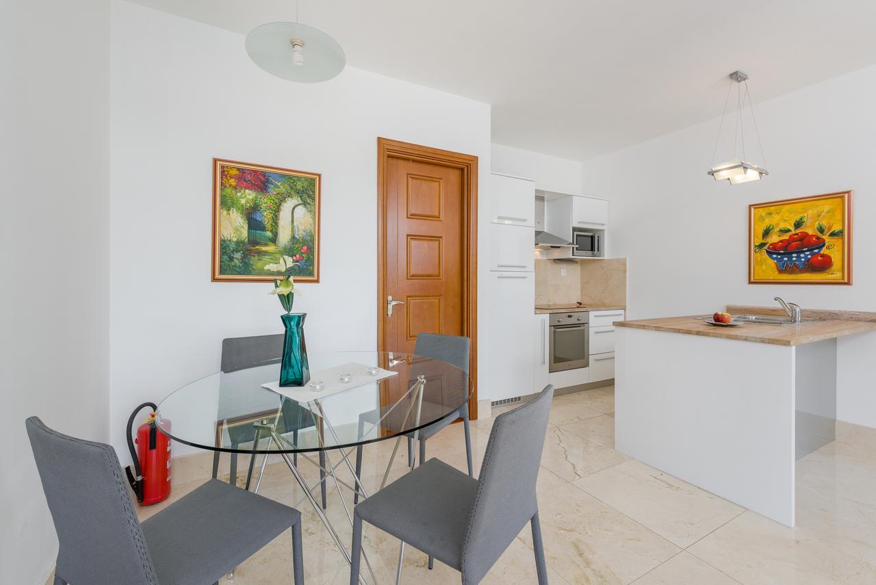 Villa Old Mill Milna  Ngoại thất bức ảnh