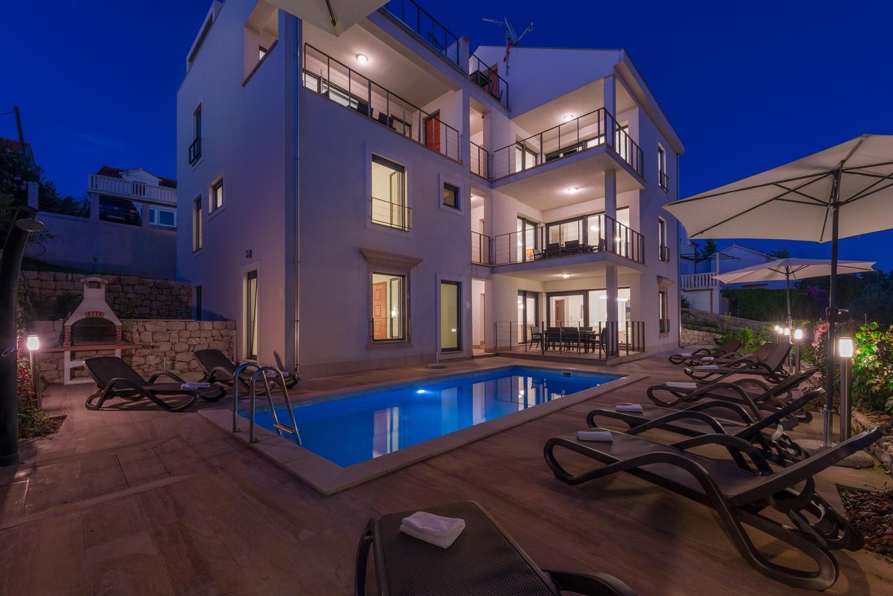 Villa Old Mill Milna  Ngoại thất bức ảnh