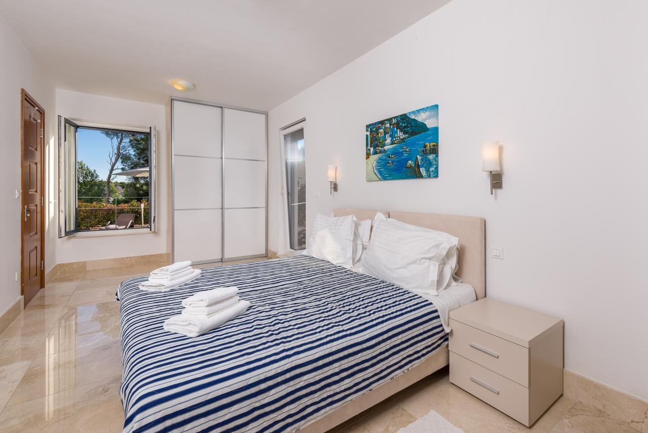 Villa Old Mill Milna  Ngoại thất bức ảnh